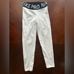 Nike DRI -FIT White Performance Leggings with Black Elastic Waistband